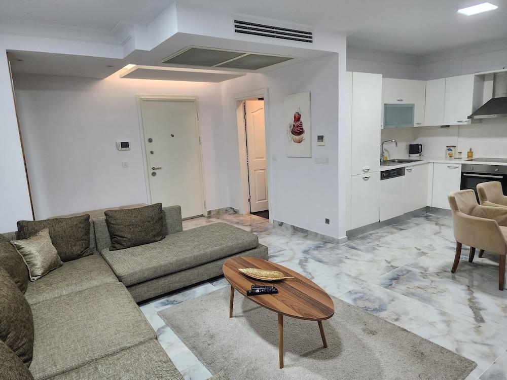 PERFECT RESIDENCE TAKSIM WITH POOL — ISTANBUL — фотография отеля №5