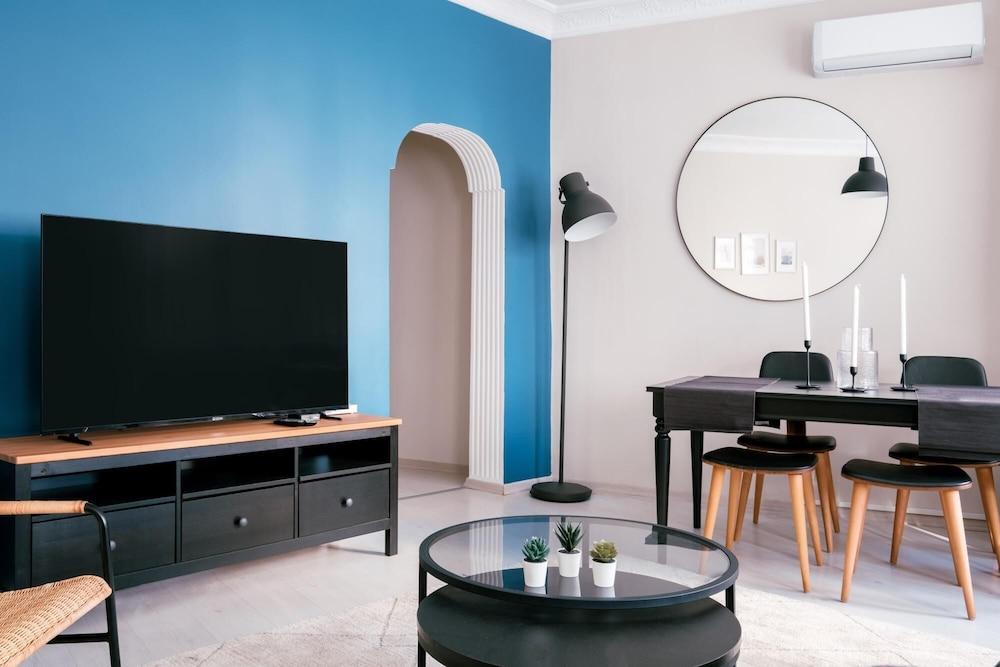 MODERN SPACIOUS FLAT W BALCONY 5 MIN TO TAKSIM — ISTANBUL — fotografie hotel nr. 11