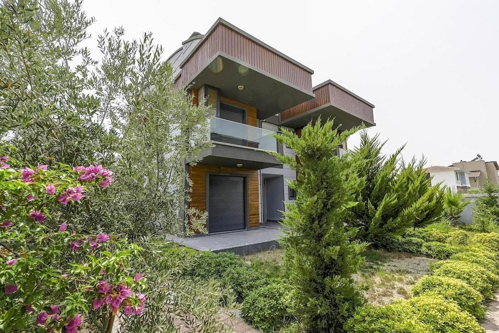 FLAT W SHARED POOL AND BALCONY 8 MIN TO BEACH — BELEK — фотография отеля №4