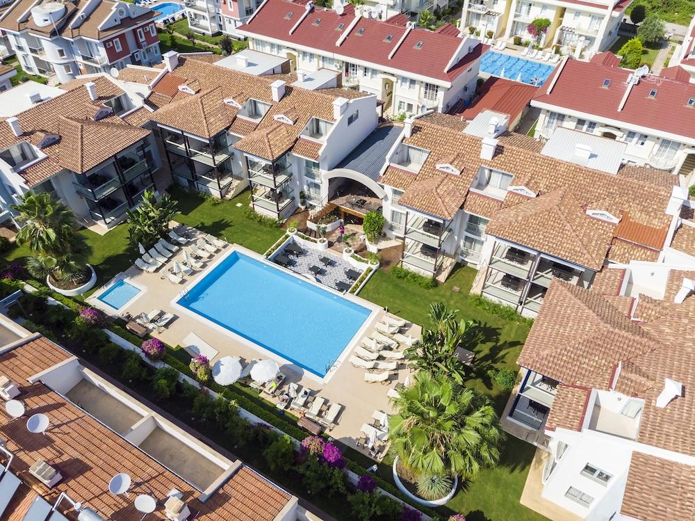 DIANA RESIDENCE — FETHIYE