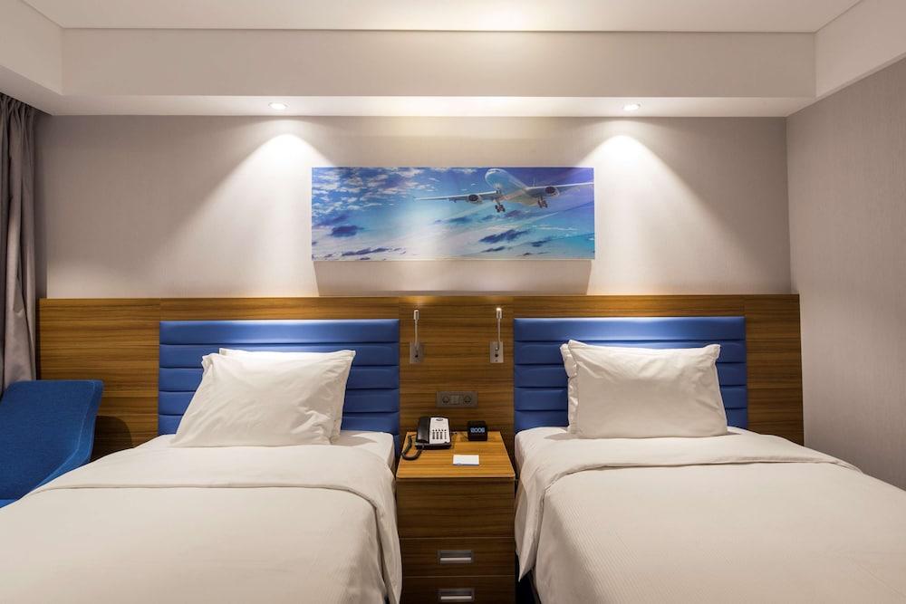HAMPTON BY HILTON ISTANBUL KURTKOY — ISTANBUL — фотография отеля №12