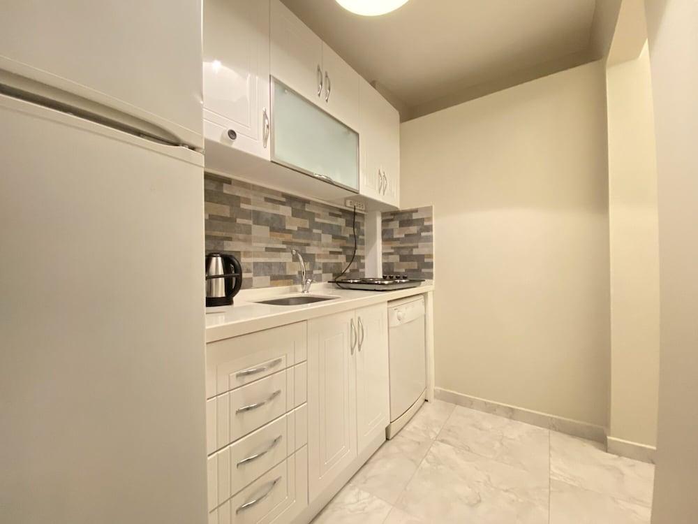 EXQUISITE AND SPACIOUS FLAT IN CENTRAL SISLI — ISTANBUL — fotografie hotel nr. 14