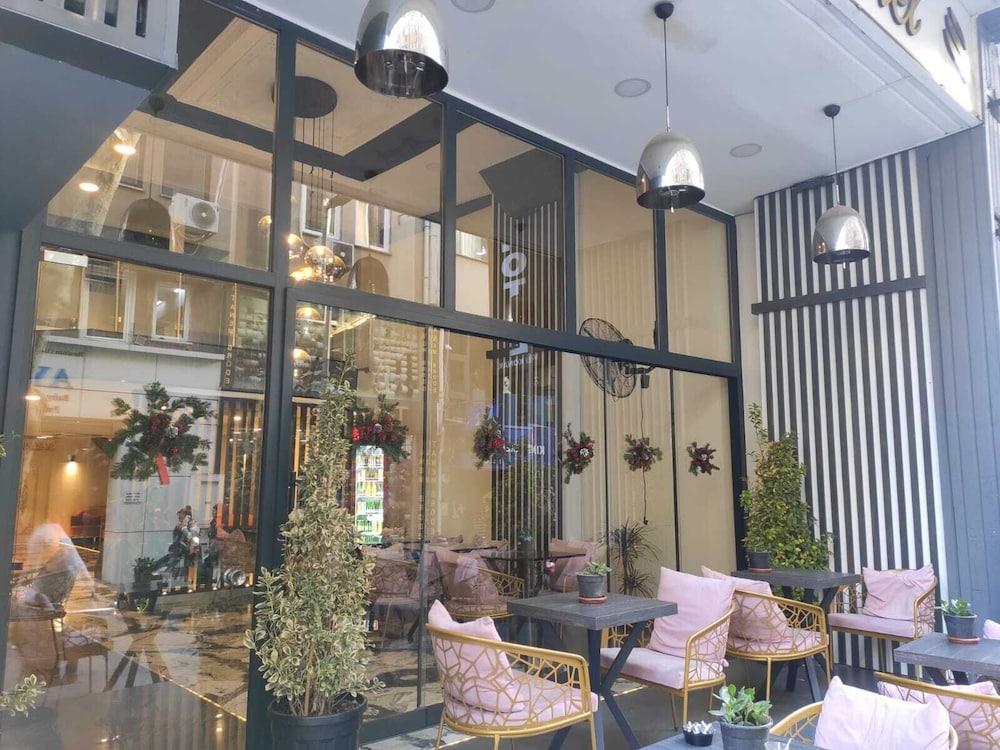 VALI KONAK HOTEL — ISTANBUL