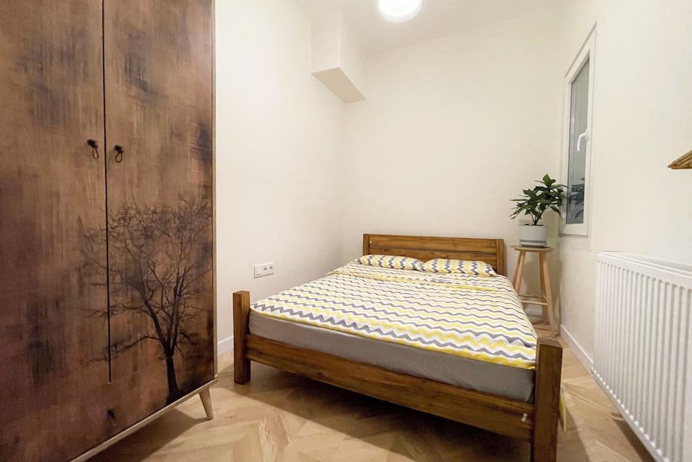 2BR AND 2BATH BALCONY APT IN HEART OF ISATANBUL #3 — ISTANBUL — fotografie hotel nr. 6