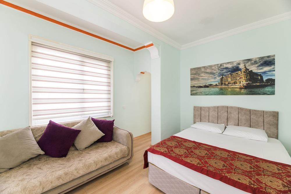 TAXIM ELEGANCE SUITES — ISTANBUL