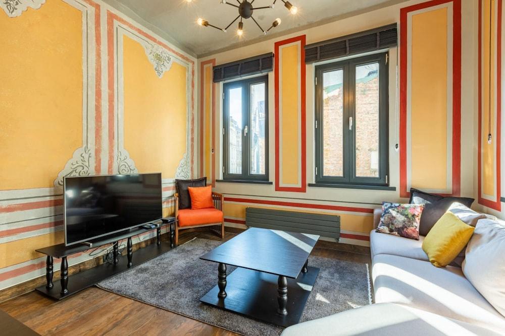 MISSAFIR HISTORICAL FLAT WITH HAMMAM NEAR TAKSIM — ISTANBUL — фотография отеля №7