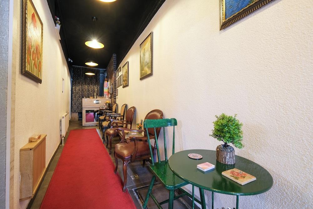 LOREN HOTEL SUITES — ISTANBUL