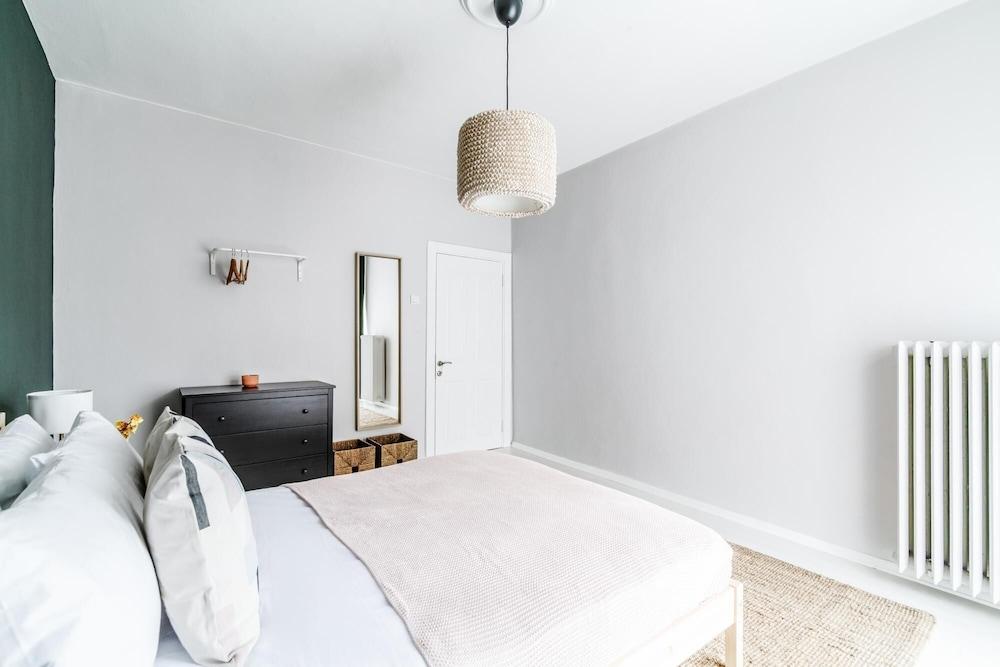 FULLY FURNISHED COZY FLAT IN THE HEART OF SISLI — ISTANBUL — фотография отеля №12