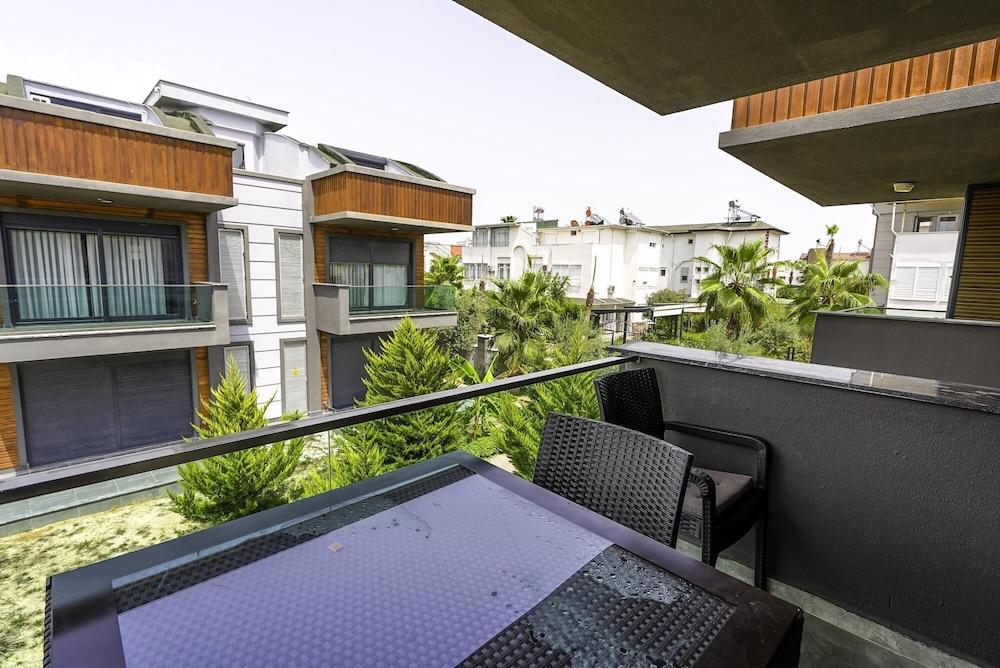 FLAT W SHARED POOL AND BALCONY 8 MIN TO BEACH — BELEK — фотография отеля №18