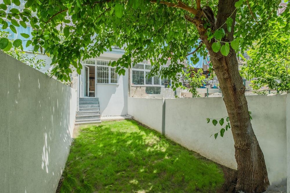 HOUSE W GARDEN 10 MIN TO CITY S IN BEYOGLU — ISTANBUL — фотография отеля №22