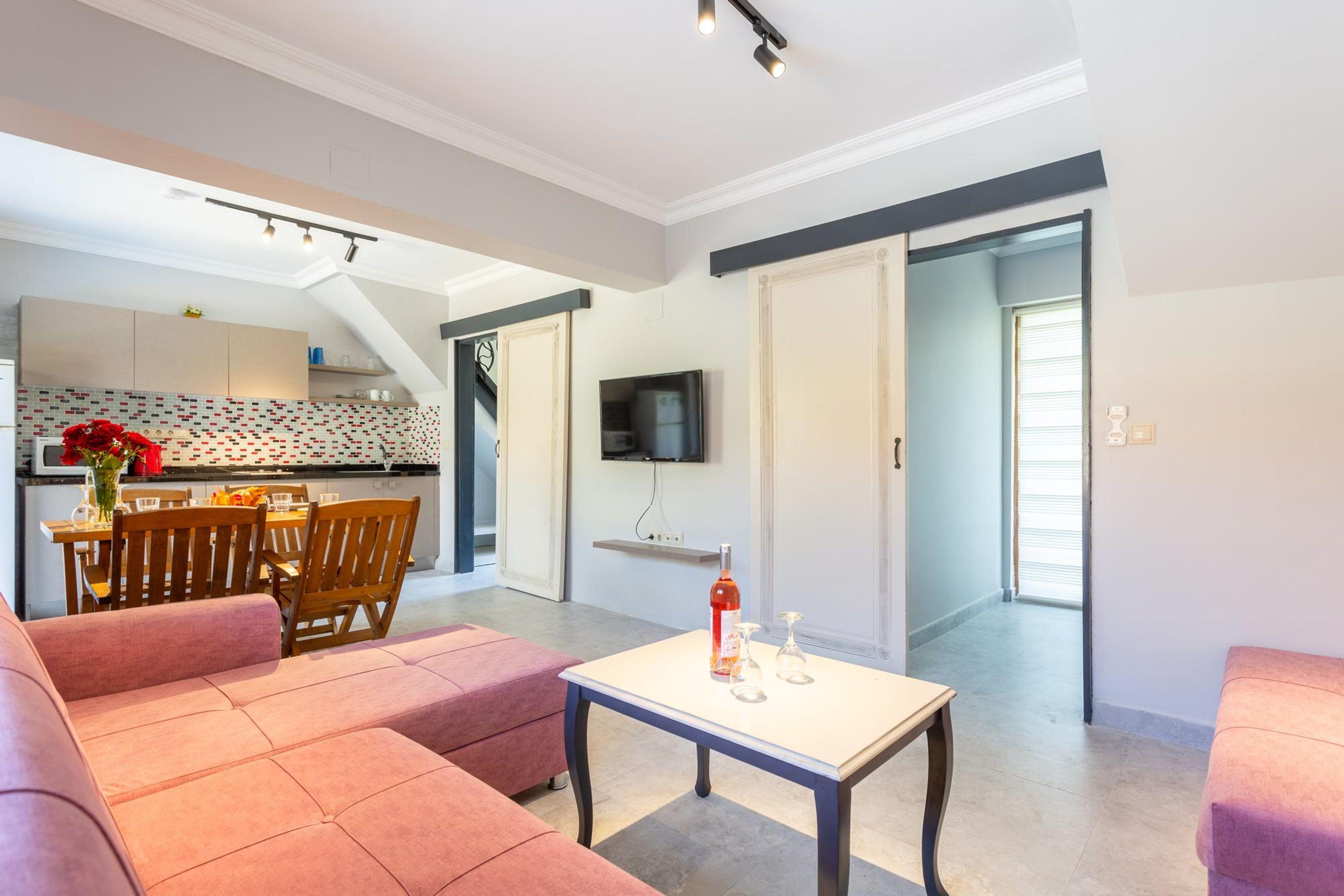 VILLA MELEK PARADISE PRIVATE POOL A C WIFI CAR NOT REQUIRED ECO-FRIENDLY - 2235 — DALYAN — фотография отеля №5