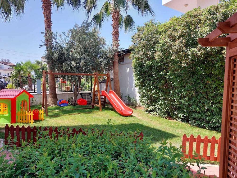 SUMMER ROSE HOTEL — SIDE — фотография отеля №29