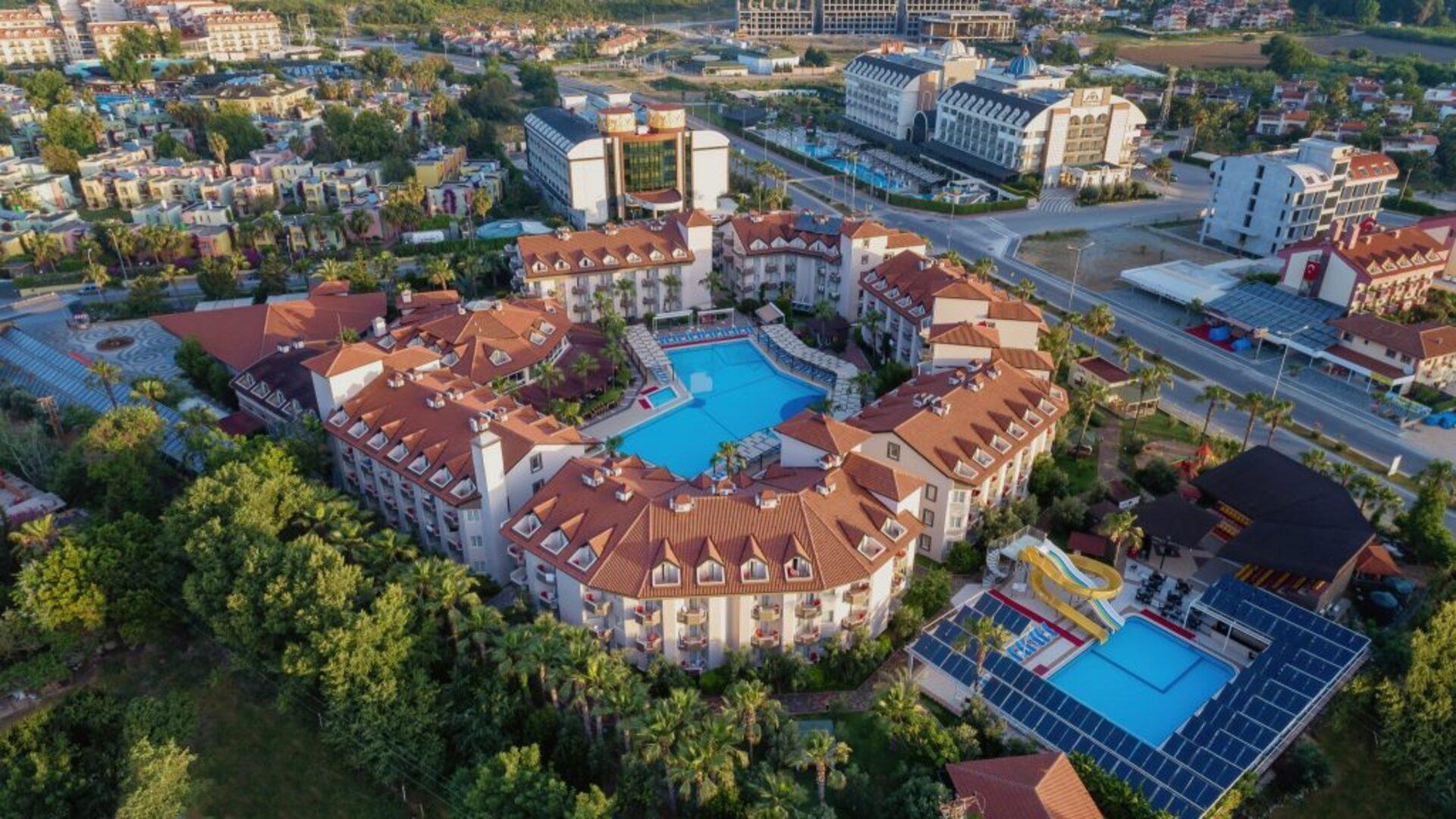 ORFEUS PARK HOTEL — SIDE