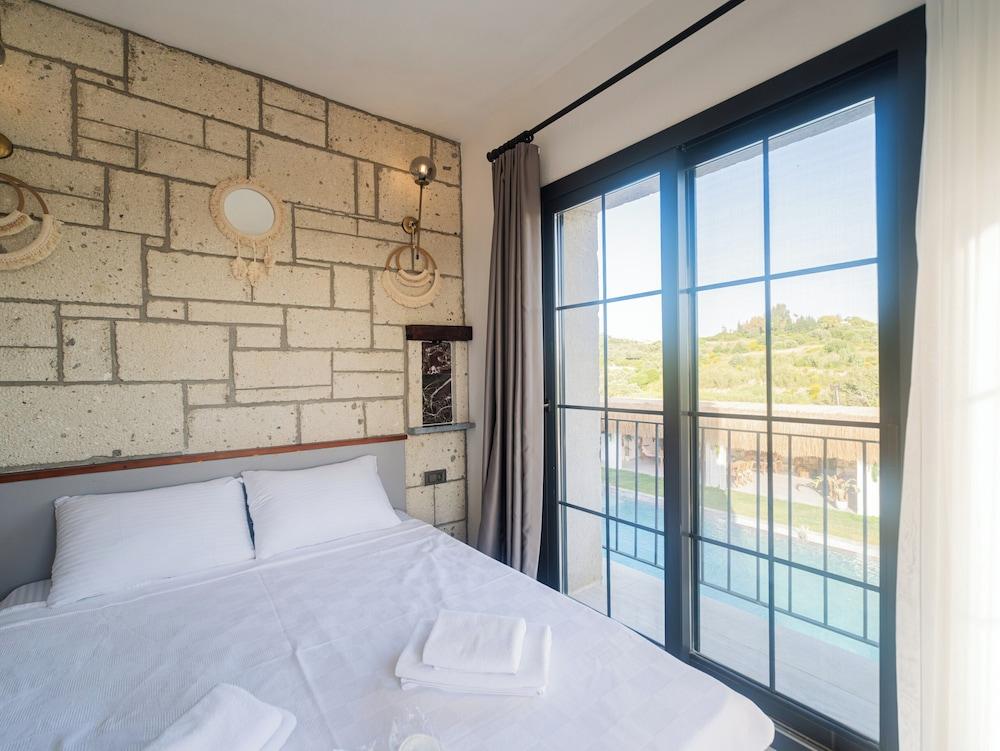 BLANCO SUITES ALACATI — CESME — фотография отеля №14