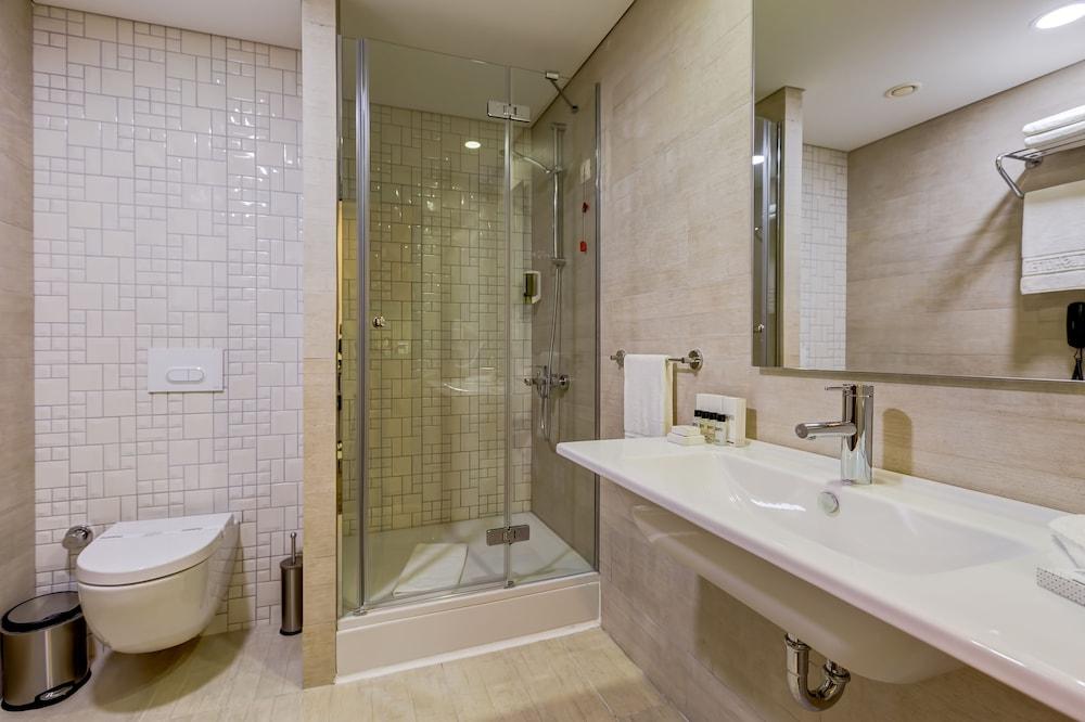 PLUS HOTEL BOSTANCI ATASEHIR — ISTANBUL — фотография отеля №9