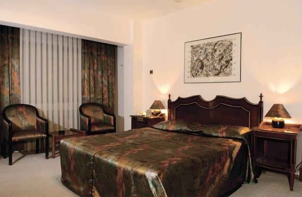 OTEL YUMUKOGLU — IZMIR — фотография отеля №5