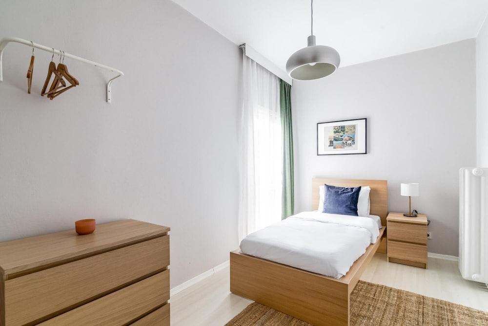FULLY FURNISHED COZY FLAT IN THE HEART OF SISLI — ISTANBUL — фотография отеля №18
