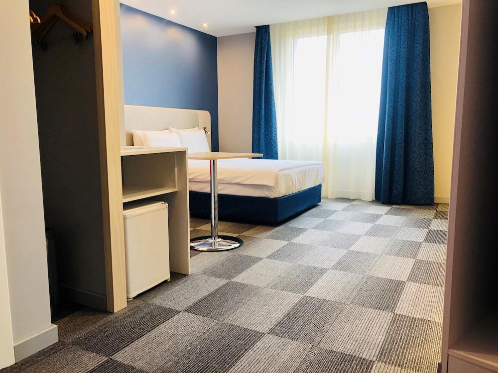 HOLIDAY INN EXPRESS ISTANBUL - ALTUNIZADE — ISTANBUL — fotografie hotel nr. 13