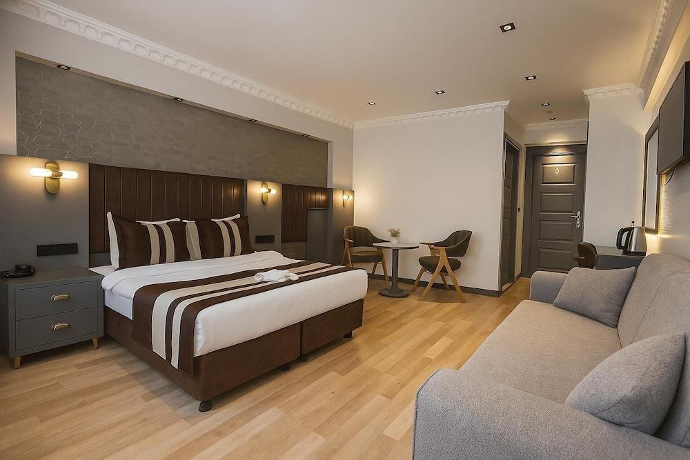 BLUE ISTANBUL HOTEL TAKSIM — ISTANBUL