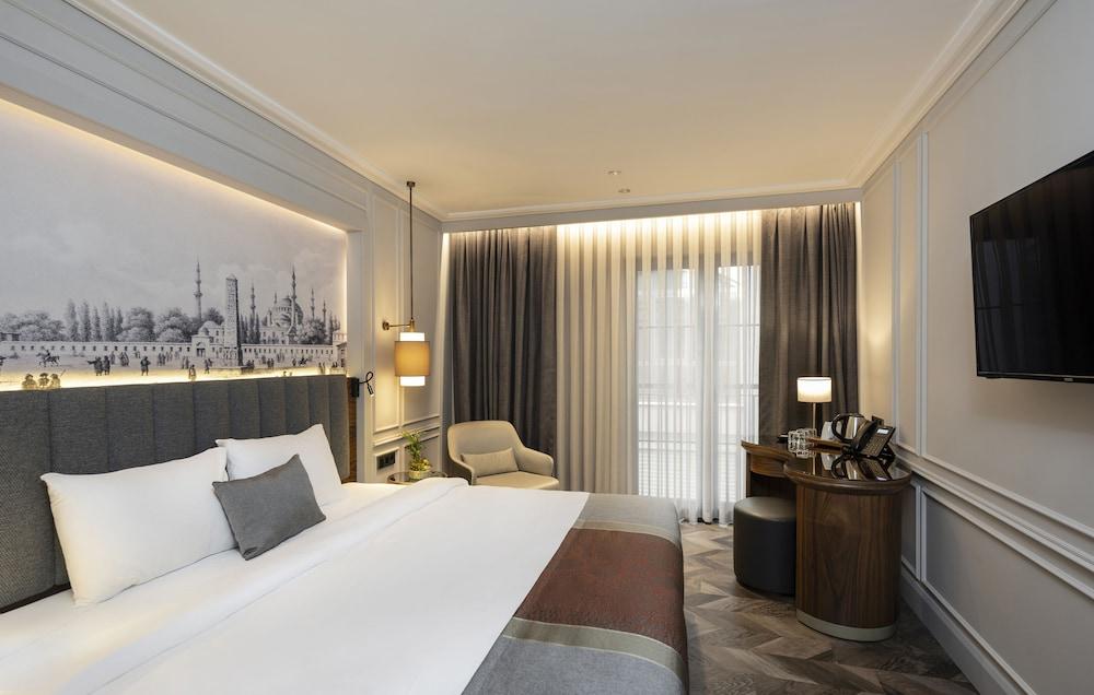 LIVRO HOTEL — ISTANBUL