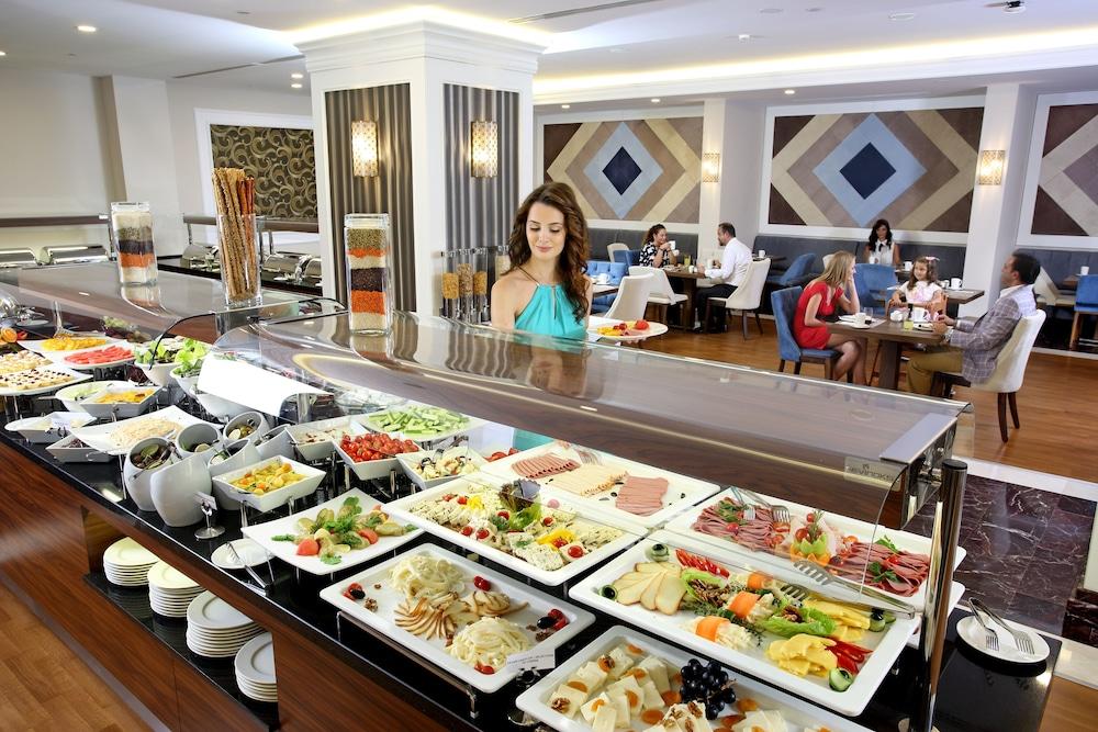 RAMADA HOTEL & SUITES BY WYNDHAM ISTANBUL MERTER — ISTANBUL — фотография отеля №24