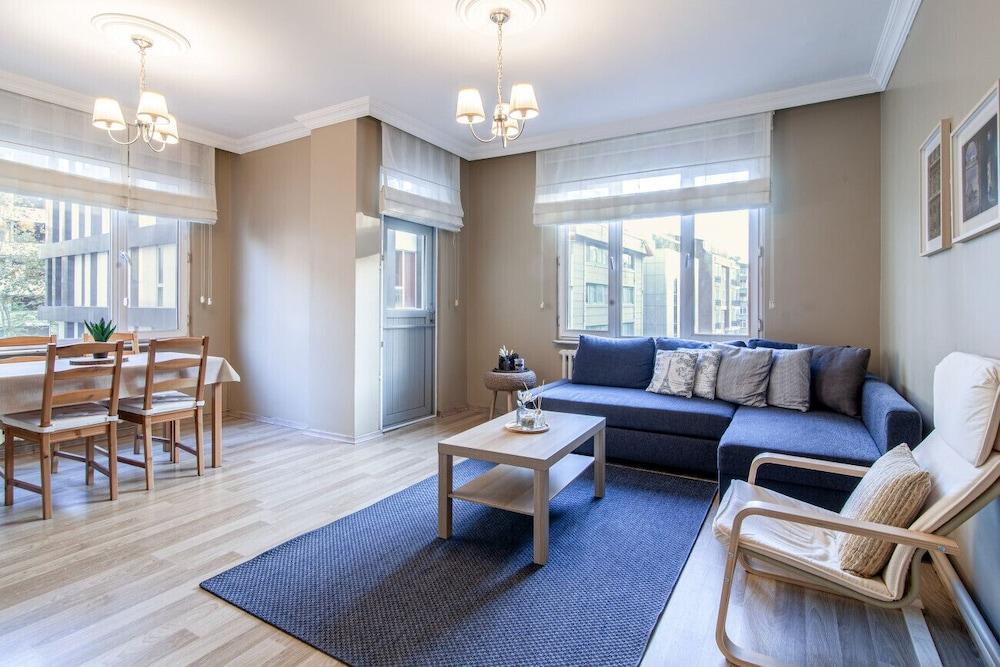 LOVELY AND COMFORTABLE HOME IN SISLI — ISTANBUL