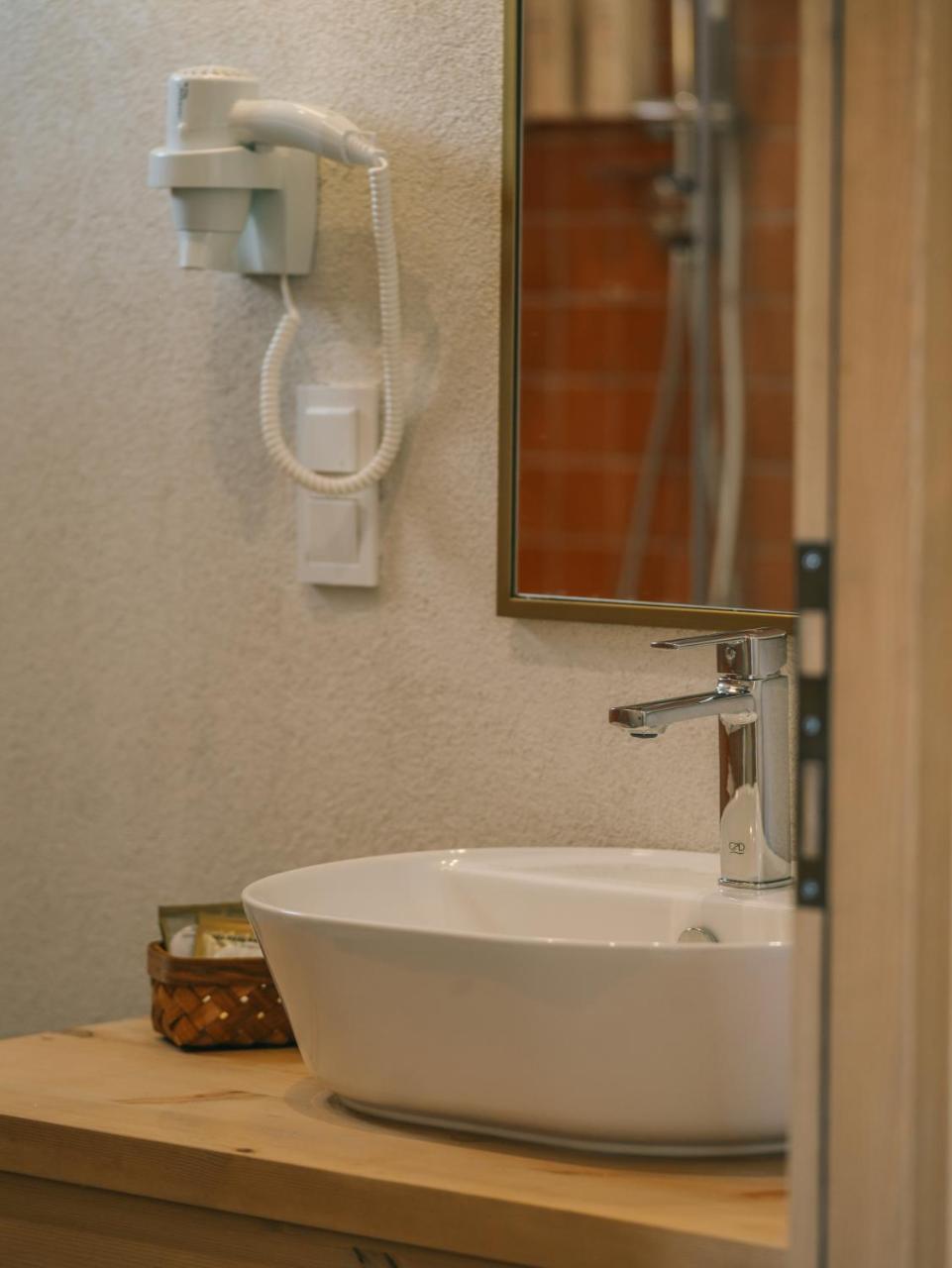NEPHOS HOTEL — SIDE — фотография отеля №4