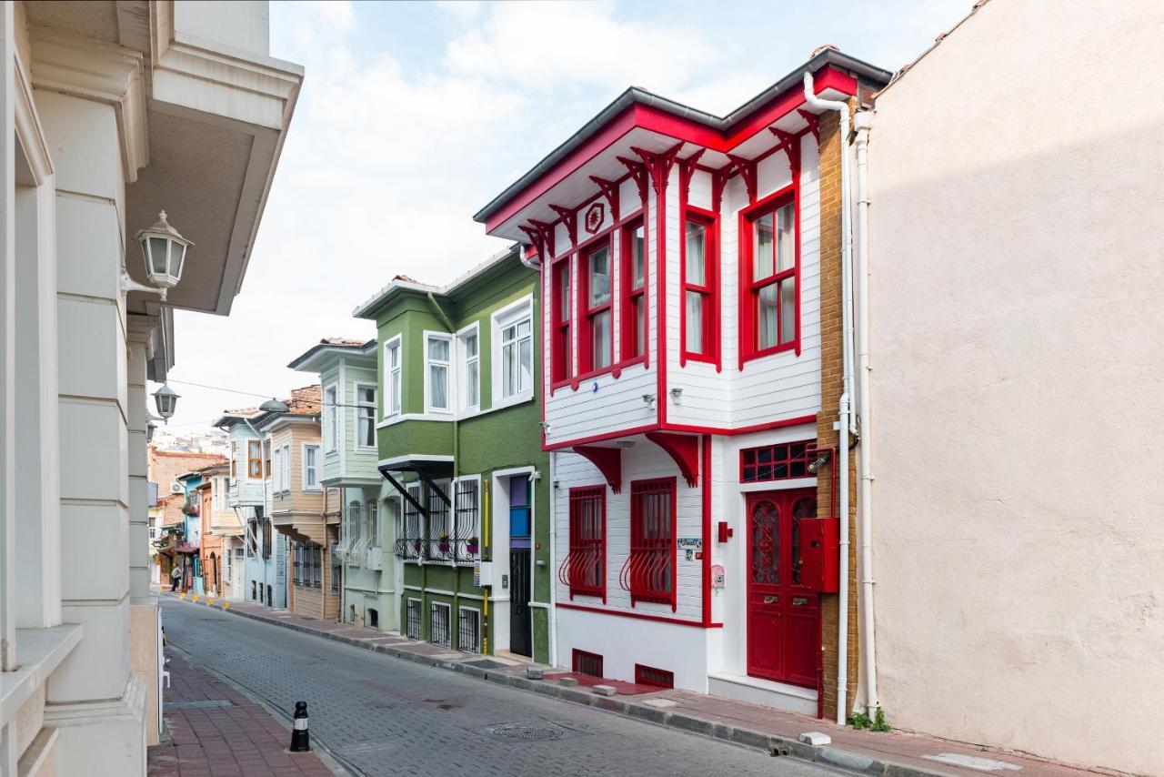 DUALIS — ISTANBUL