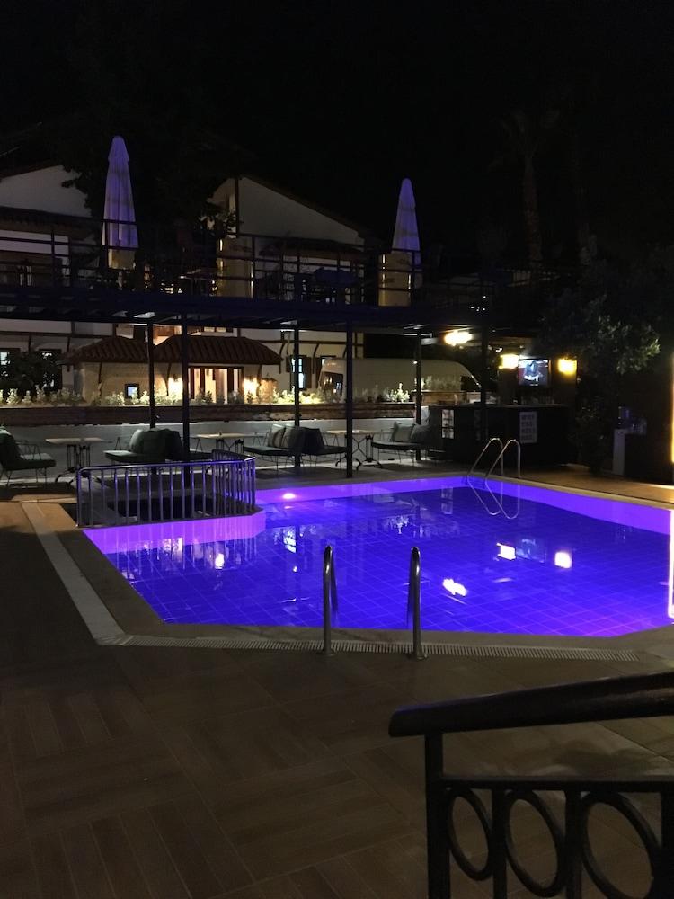 DERIN LUXURY HOTEL — KEMER