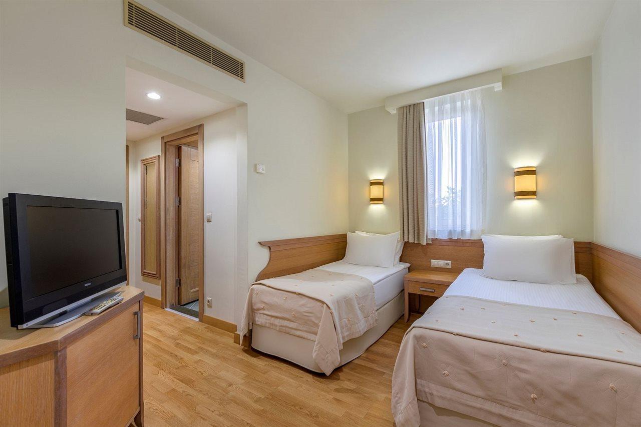 DOBEDAN BEACH RESORT COMFORT SIDE — SIDE — fotografie hotel nr. 10
