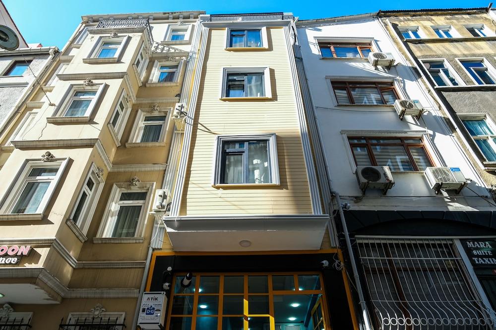 YELLOW MANSION — ISTANBUL