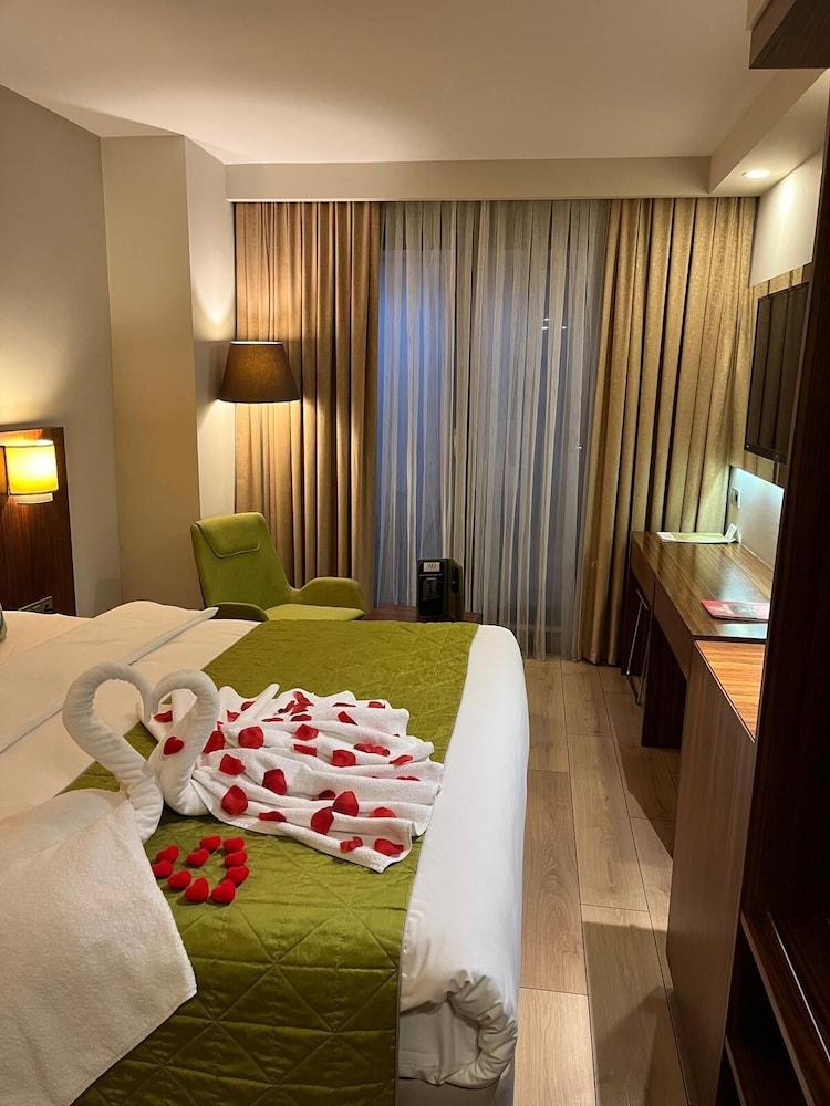 THE WHITE ORIENT HOTEL — ISTANBUL — фотография отеля №12