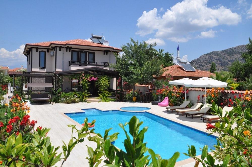 BEAUTIFUL 4-BED VILLA PRIVATE POOLS — DALYAN — fotografie hotel nr. 24