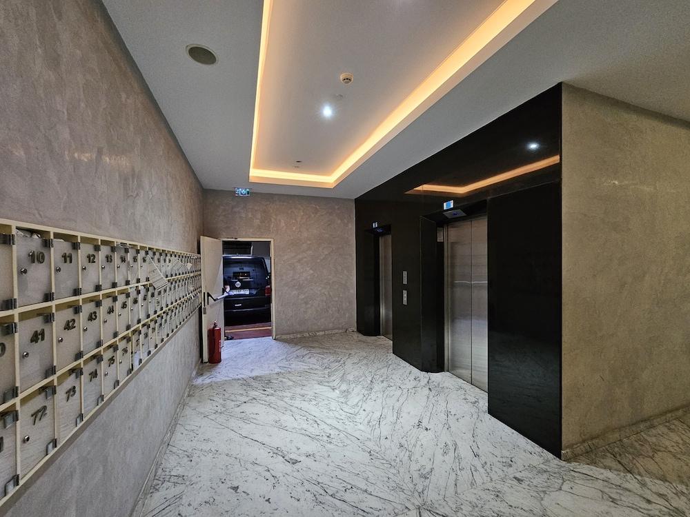 PERFECT RESIDENCE TAKSIM WITH POOL — ISTANBUL — фотография отеля №2