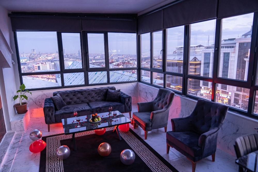 HERALDIC ROOM HOTEL — ISTANBUL