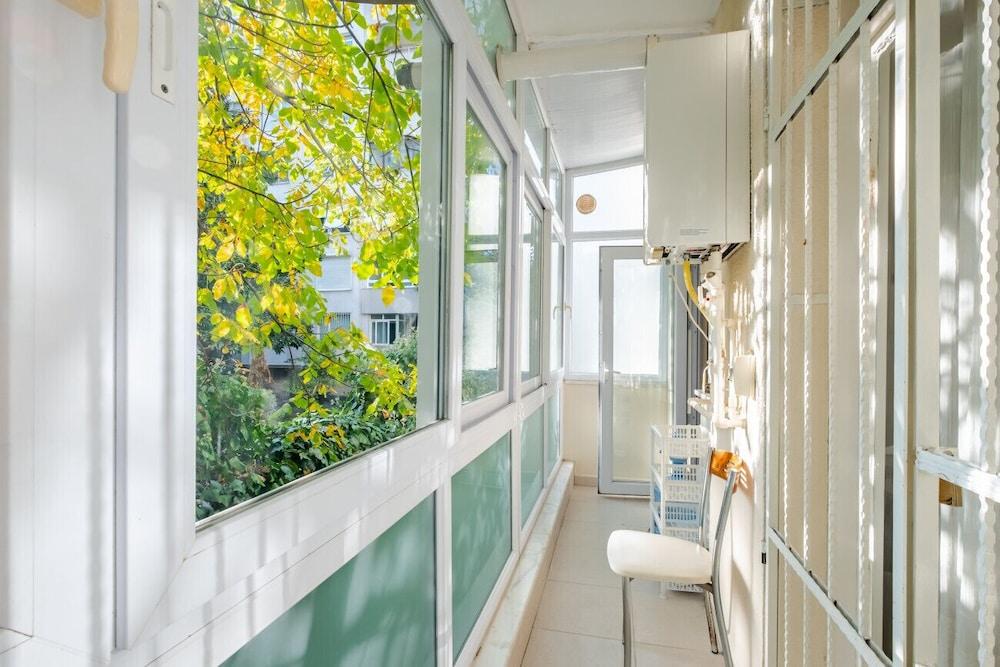 CHIC FLAT WITH BALCONY CLOSE TO CADDEBOSTAN SHORE — ISTANBUL — fotografie hotel nr. 19