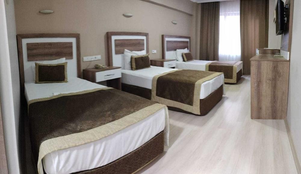 DEMPA HOTEL — ISTANBUL