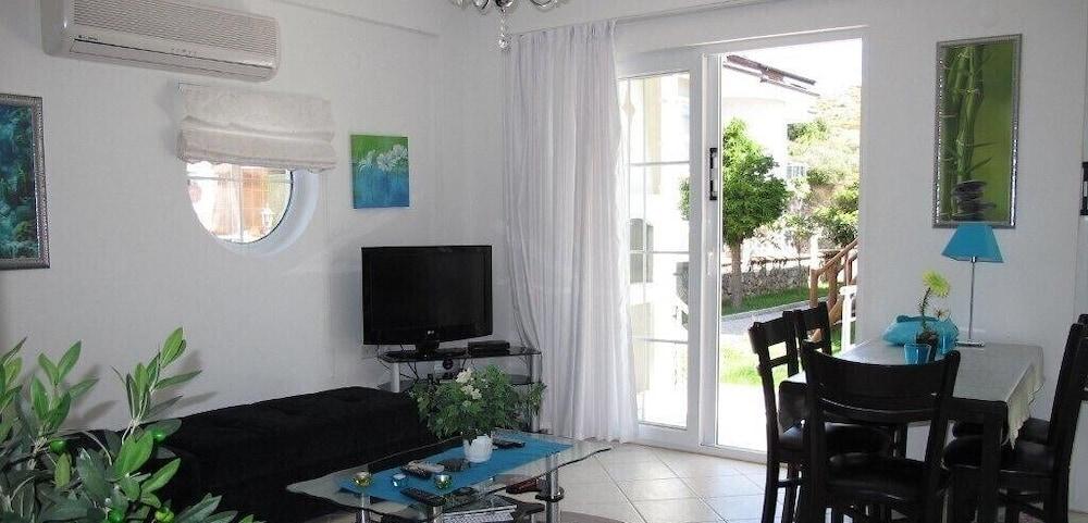 VILLA CED1 BY JOYLETTINGS — FETHIYE — фотография отеля №5