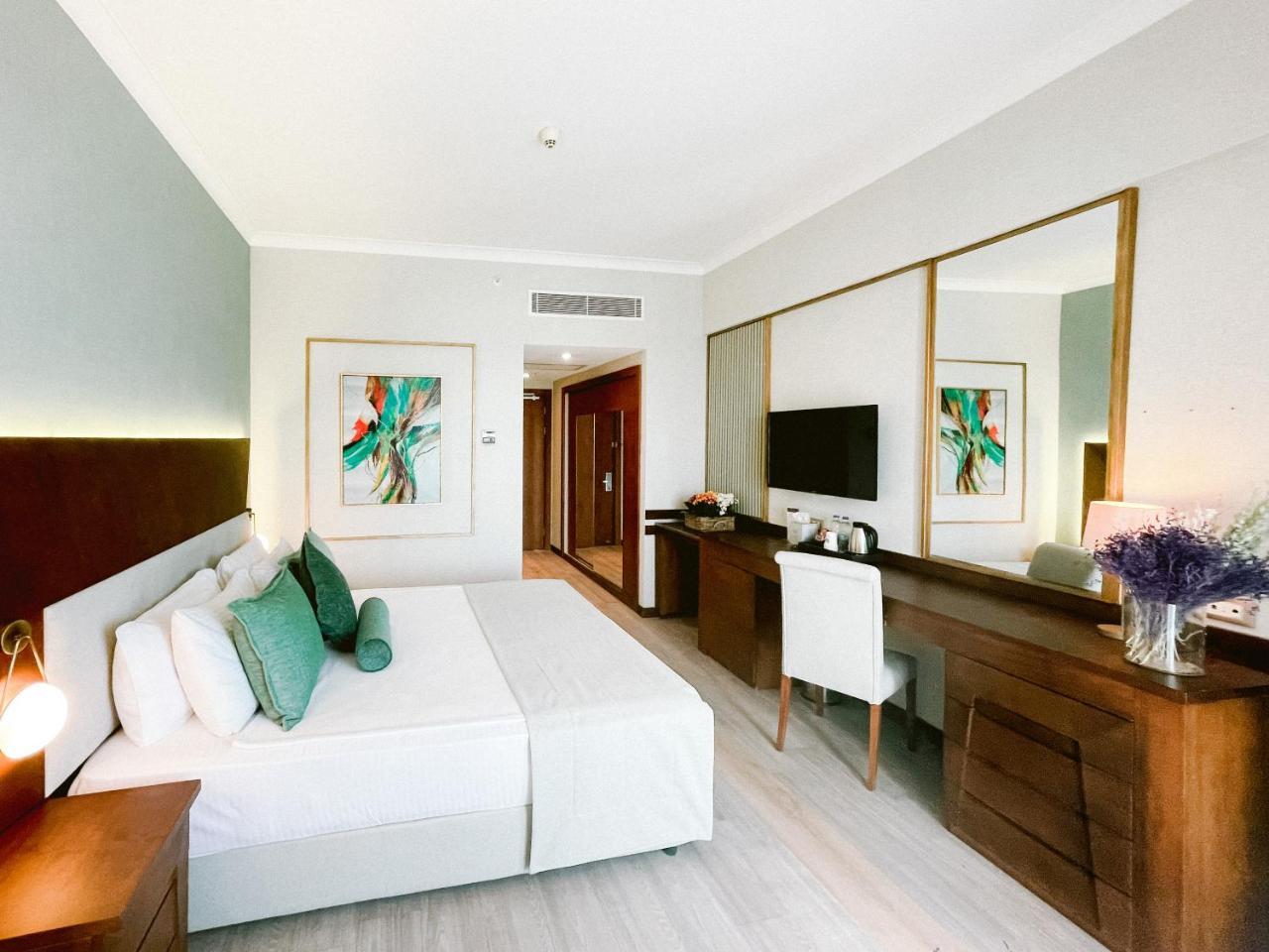 ILICA HOTEL SPA & THERMAL RESORT — CESME