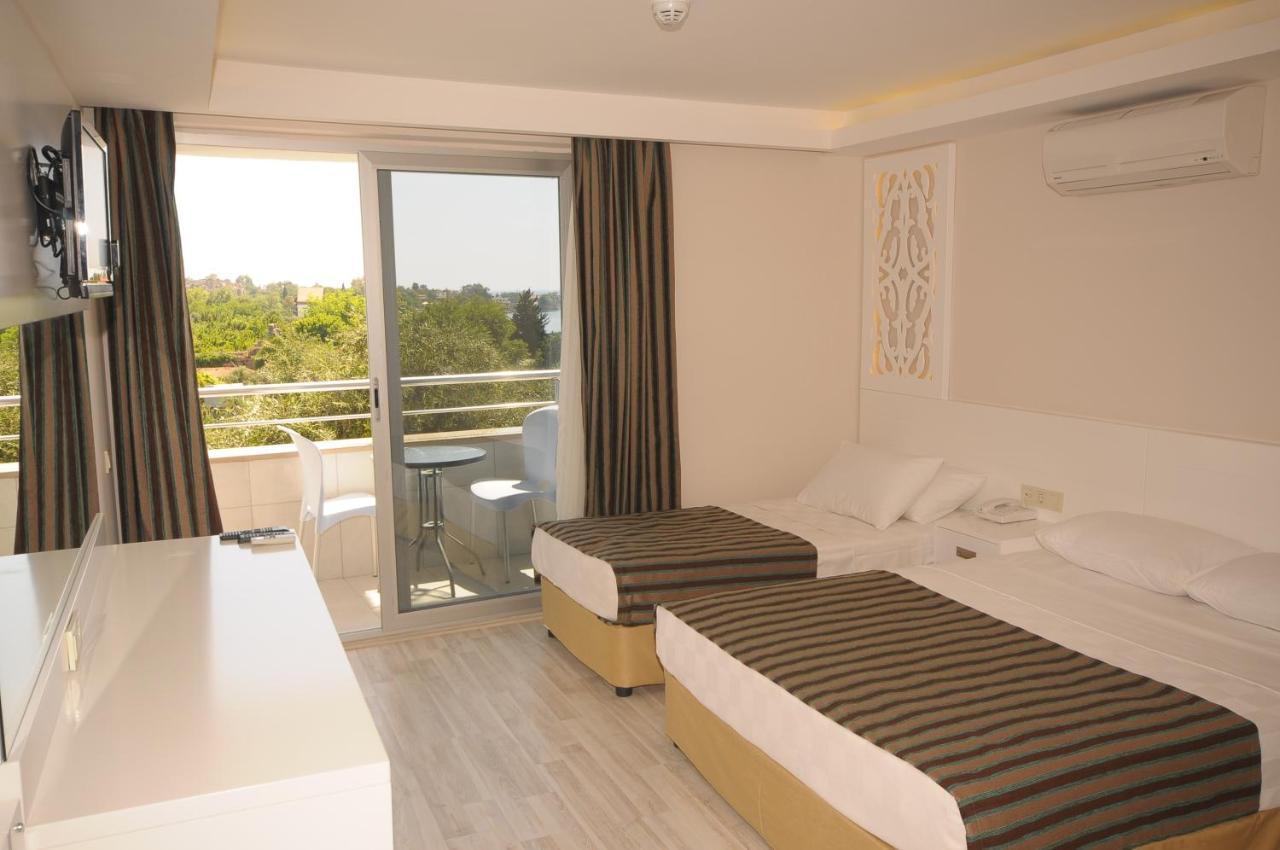 AURA BOUTIQUE HOTEL — SIDE — фотография отеля №31