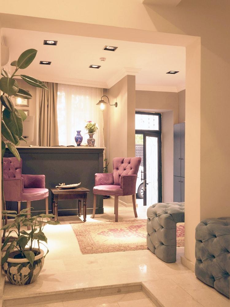 THE LAILA HOTEL — ISTANBUL