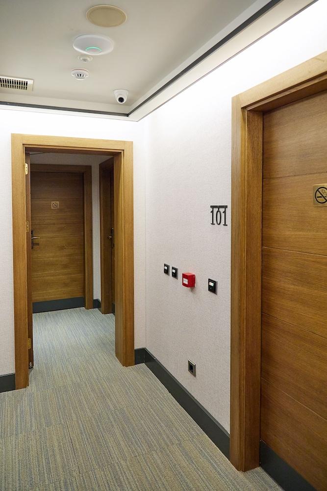 LEVNI PLUS HOTEL — ISTANBUL — фотография отеля №13