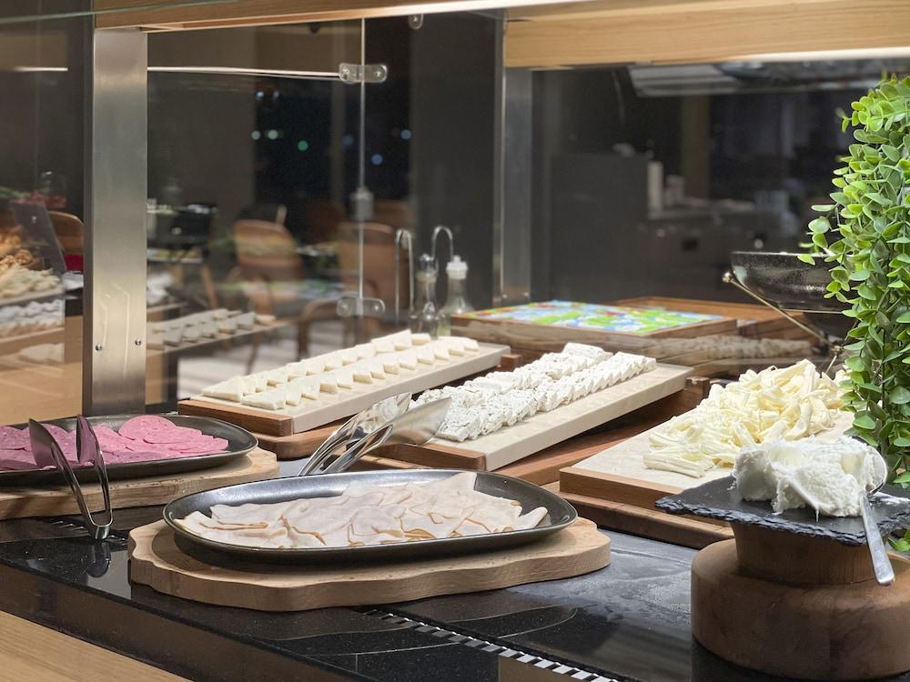 FOUR POINTS BY SHERATON ISTANBUL KAGITHANE — ISTANBUL — фотография отеля №25