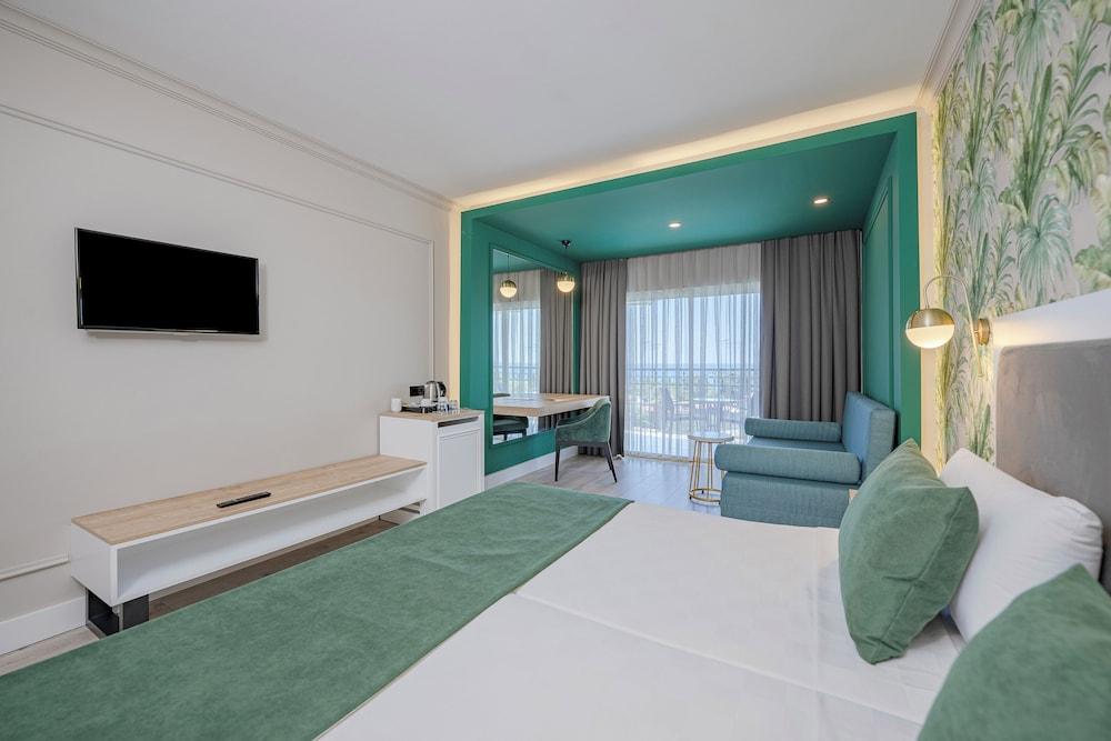LOCEANICA BEACH RESORT HOTEL — CAMYUVA — фотография отеля №39