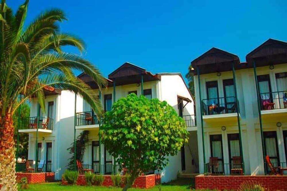 SANTA FAMILY CLUB HOTEL — SEFERIHISAR — фотография отеля №26