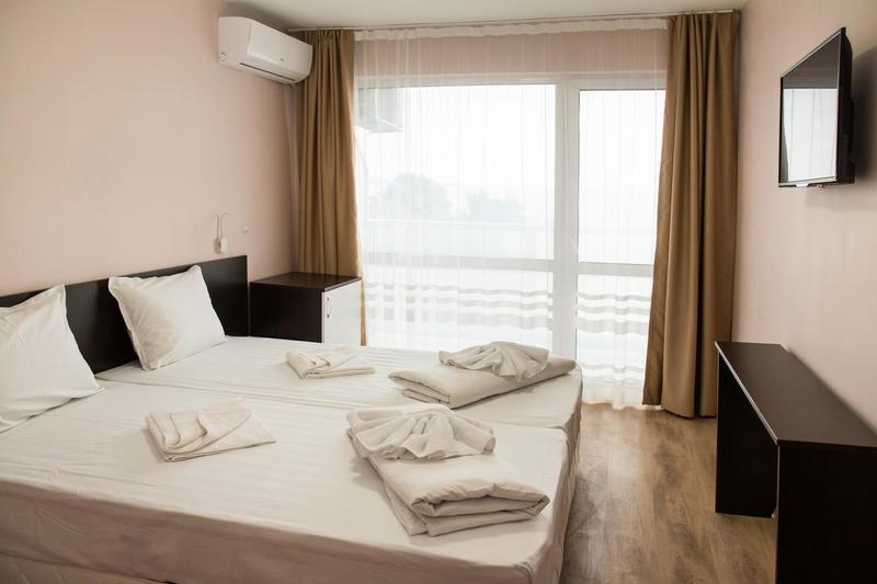 KREMIKOVCI — KITEN — fotografie hotel nr. 12