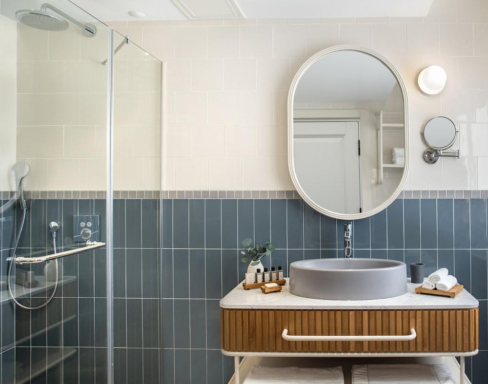 ECOLE ST. PIERRE HOTEL — ISTANBUL — фотография отеля №21