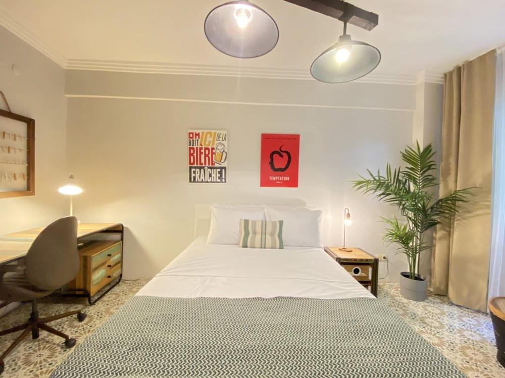 MISSAFIR FLAT WITH BOSPHORUS VIEW IN KUZGUNCUK — ISTANBUL — фотография отеля №18