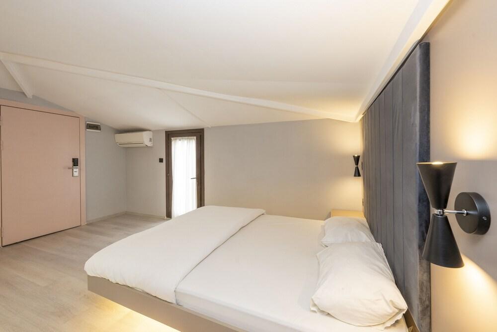 CIRRUS SUITES TOMTOM — ISTANBUL — фотография отеля №17