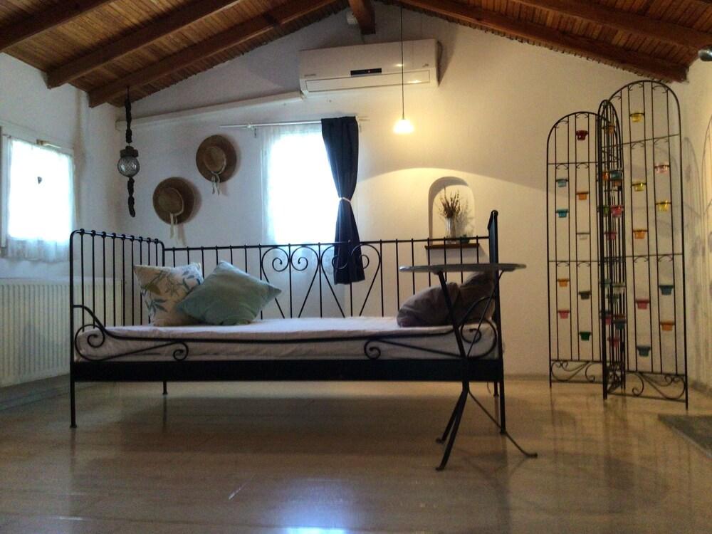 BEYAZ EV PANSIYON (ADULTS ONLY) — SEFERIHISAR — фотография отеля №18